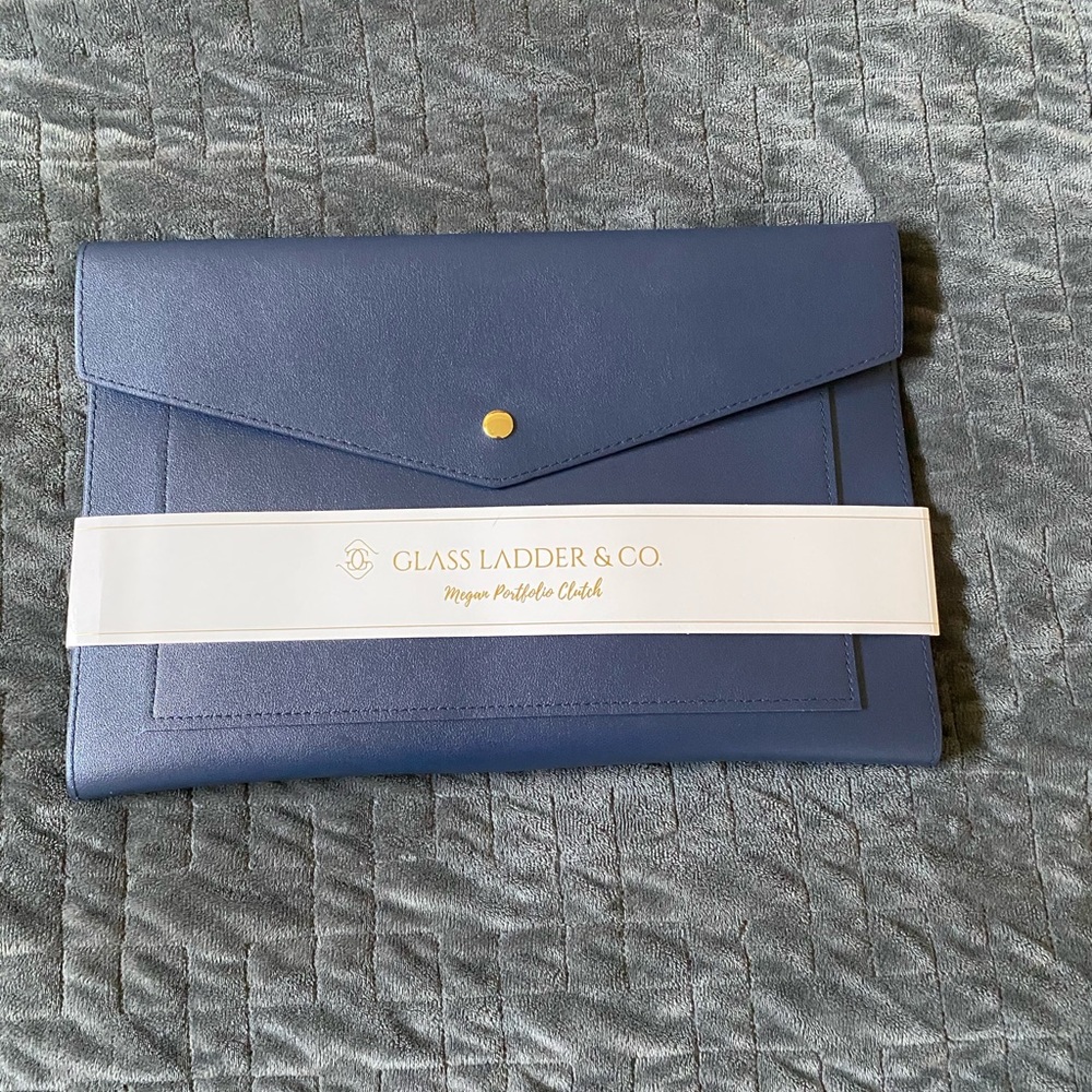 Portfolio Clutch